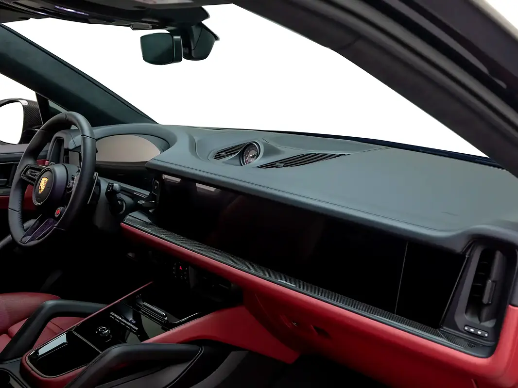 PORSCHE Cayenne Turbo GT 2024 - photo 10 - Import Émirats | International Cars