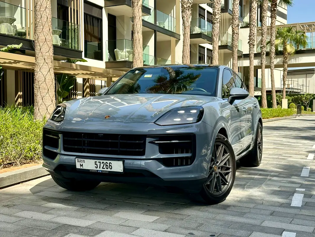 PORSCHE Cayenne Coupe 2024 - photo 2 - Import Émirats | International Cars