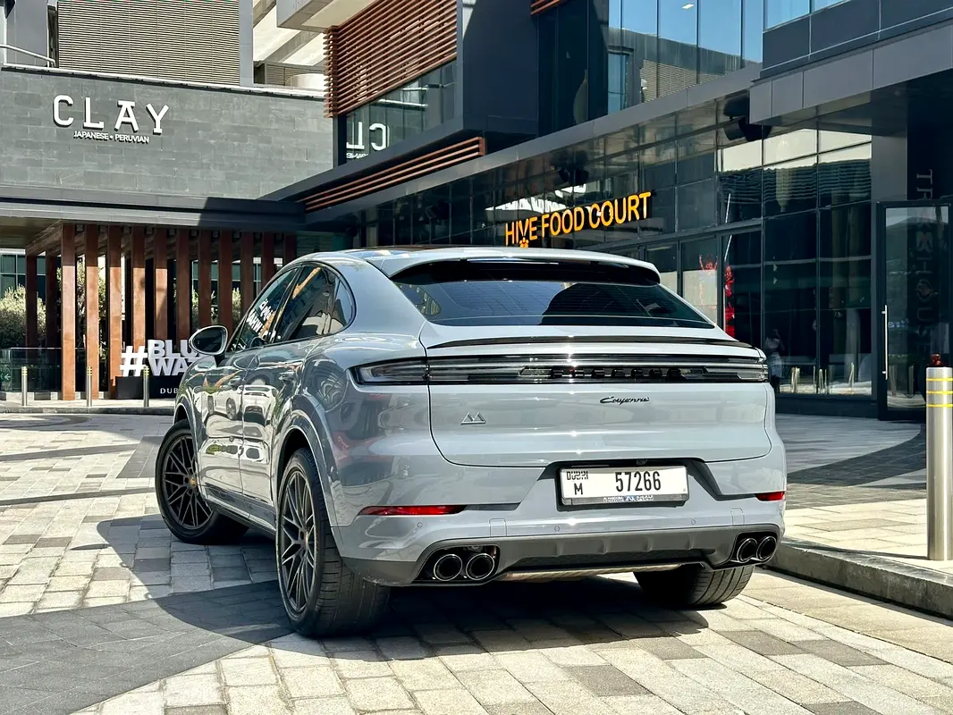 PORSCHE Cayenne Coupe 2024 - photo 6 - Import Émirats | International Cars
