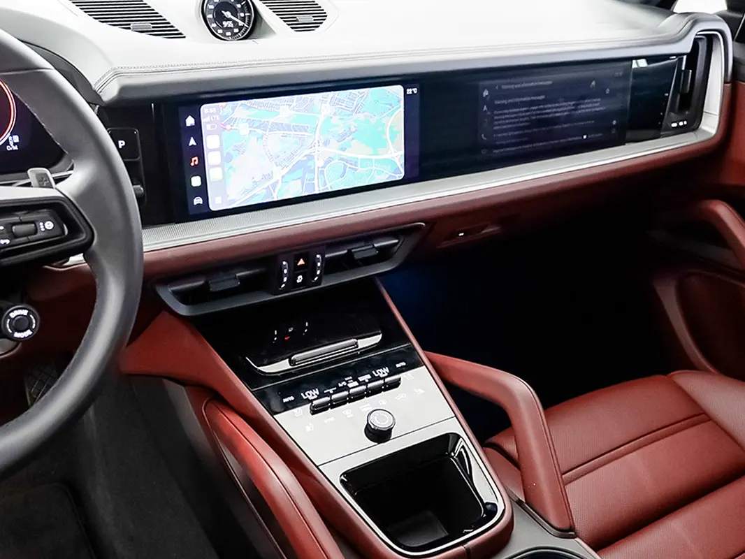 PORSCHE Cayenne Coupe 2024 - photo 9 - Import Émirats | International Cars