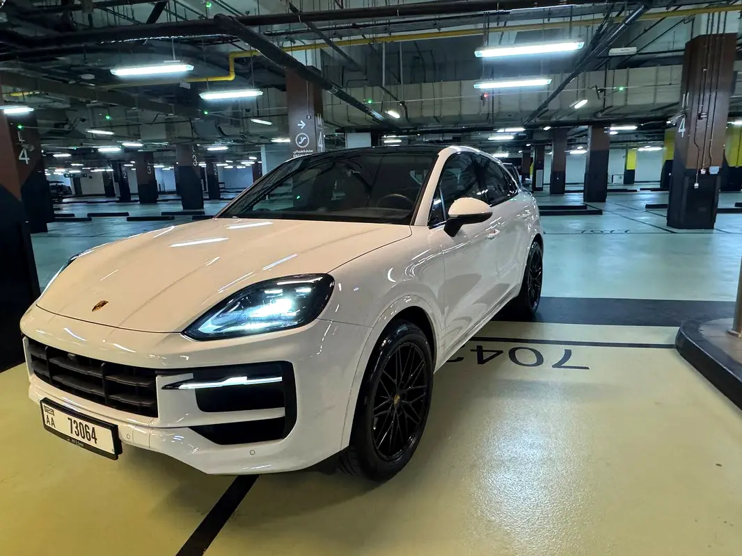 PORSCHE Cayenne Coupe 2024 - photo 11 - Import Émirats | International Cars