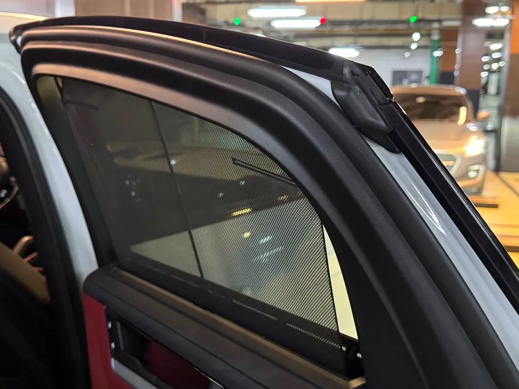 PORSCHE Cayenne Coupe 2024 - photo 8 - Import Émirats | International Cars