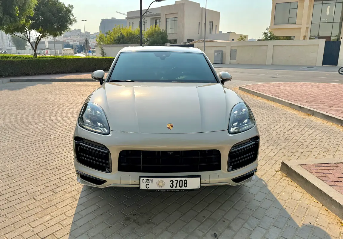 PORSCHE Cayenne GTS 2022 - photo 6 - Import Émirats | International Cars