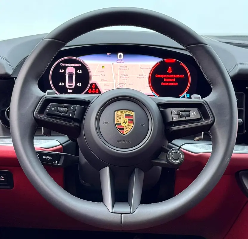 PORSCHE Cayenne Coupe 2025 - photo 7 - Import Émirats | International Cars