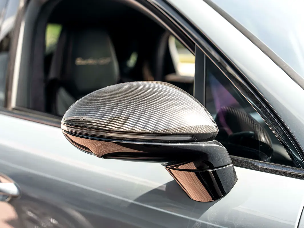 PORSCHE Cayenne Turbo GT 2022 - photo 9 - Import Émirats | International Cars