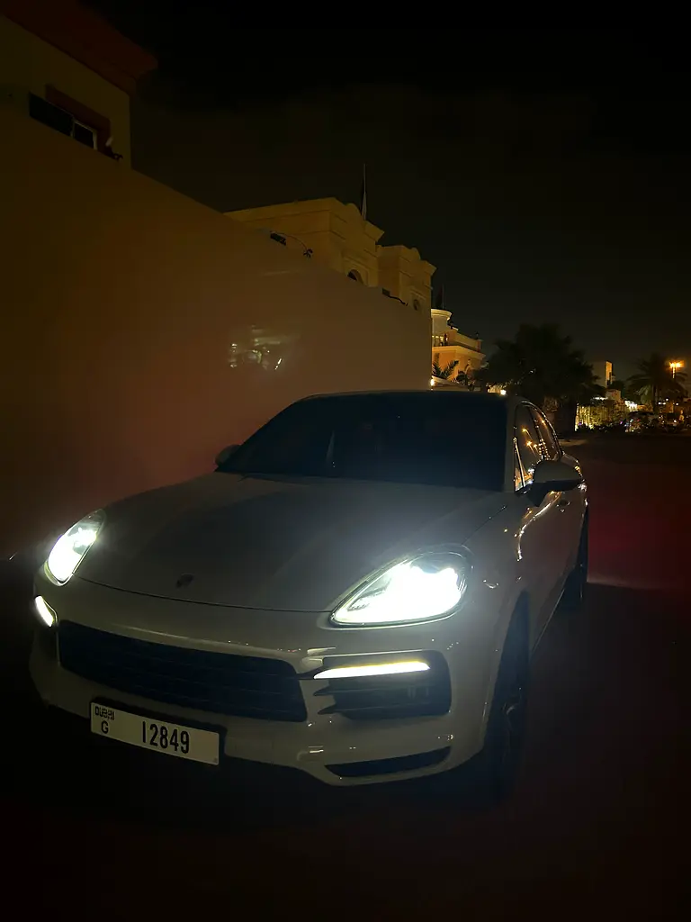 PORSCHE Cayenne Platinum Edition 2023 - photo 7 - Import Émirats | International Cars