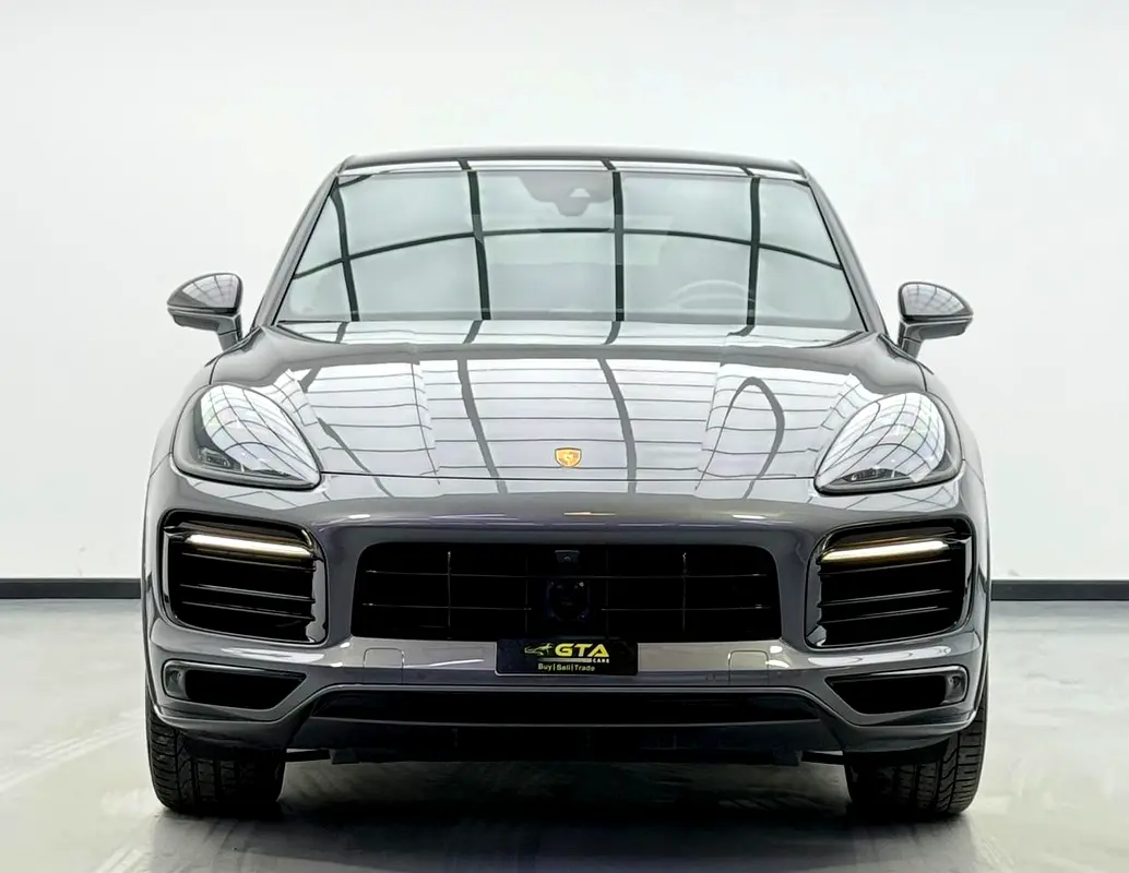 PORSCHE Cayenne GTS 2023 - photo 2 - Import Émirats | International Cars
