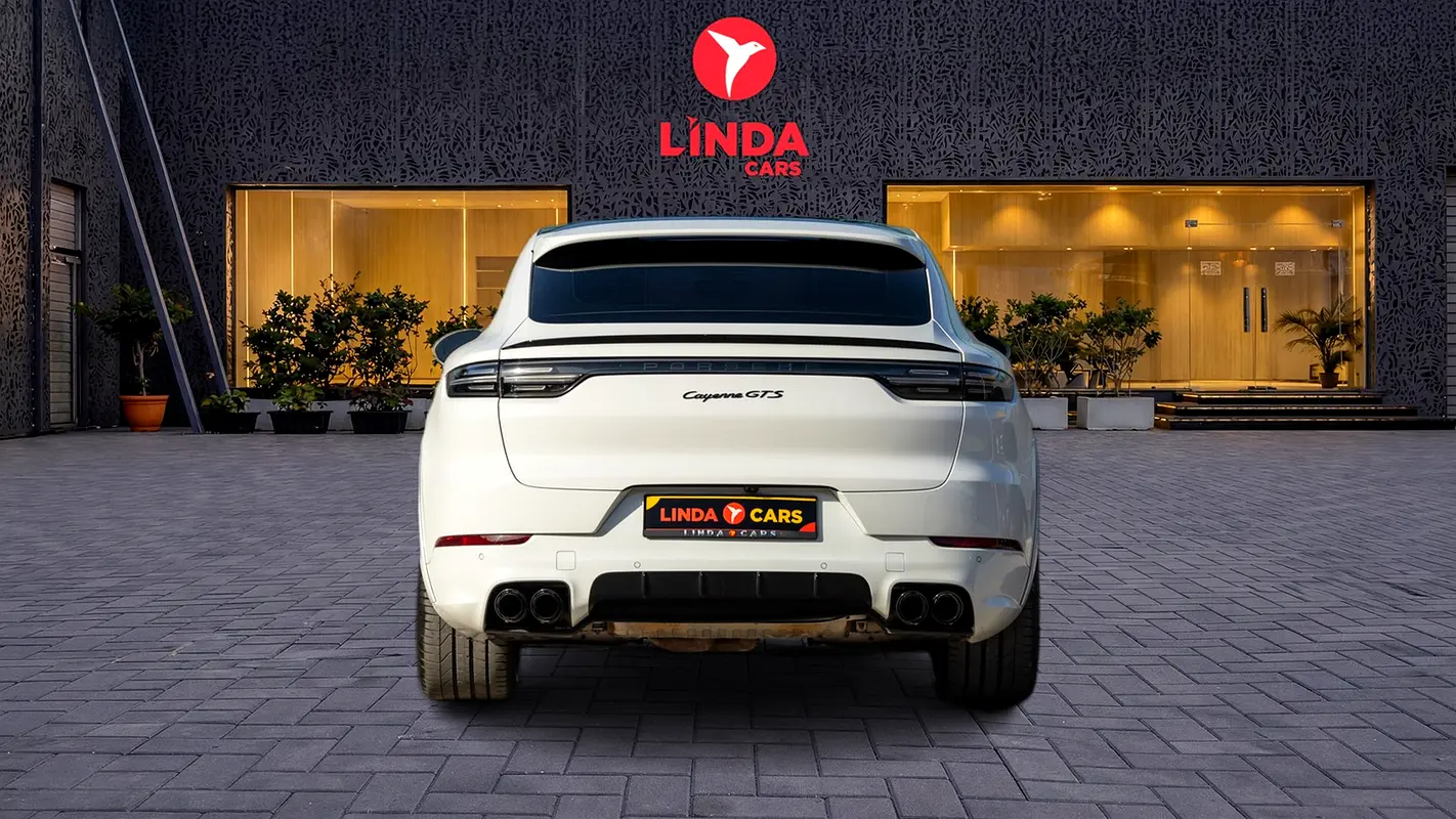 PORSCHE Cayenne GTS 2021 - photo 3 - Import Émirats | International Cars