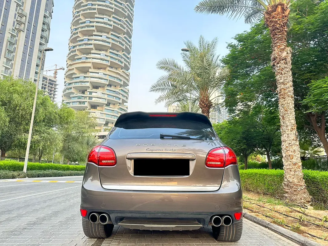 PORSCHE Cayenne Turbo 2011 - photo 2 - Import Émirats | International Cars