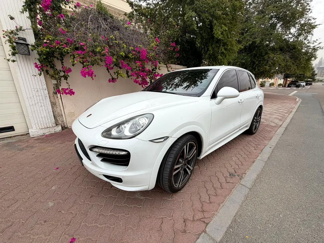 PORSCHE Cayenne Turbo 2013 - photo 4 - Import Émirats | International Cars