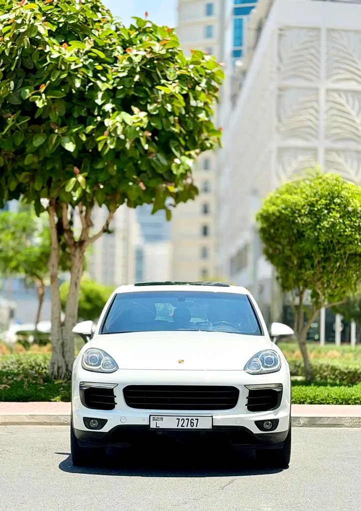 PORSCHE Cayenne S 2015 - photo 2 - Import Émirats | International Cars