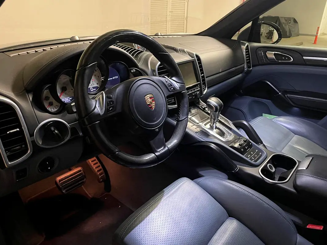 PORSCHE Cayenne GTS 2013 - photo 5 - Import Émirats | International Cars