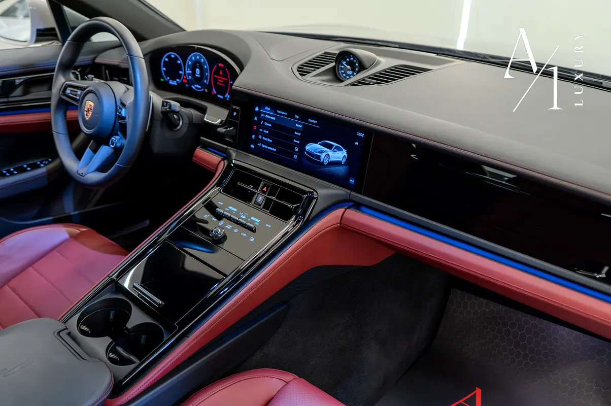 PORSCHE Panamera Other 2025 - photo 6 - Import Émirats | International Cars