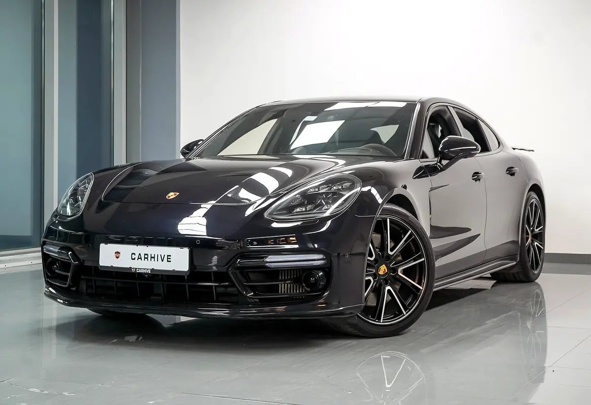PORSCHE Panamera GTS 2019