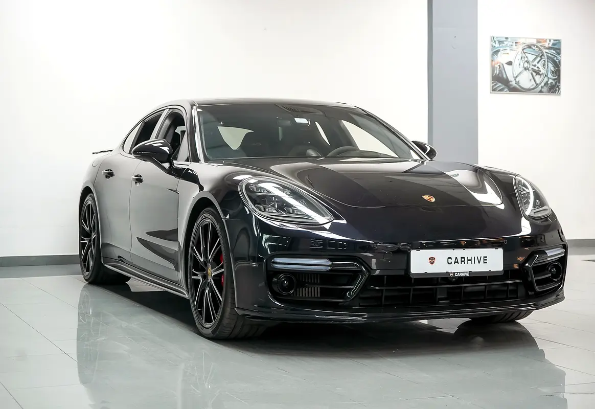 PORSCHE Panamera GTS 2019 - photo 2 - Import Émirats | International Cars