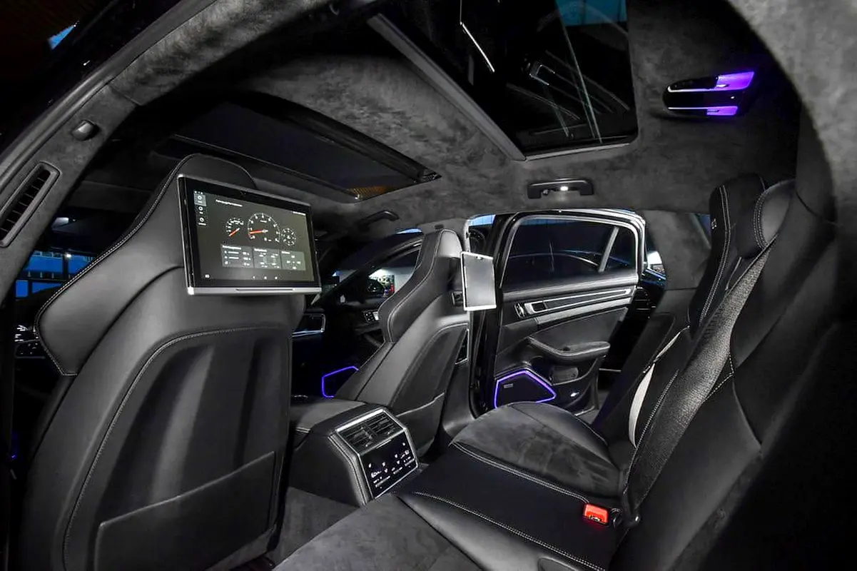 PORSCHE Panamera GTS 2019 - photo 9 - Import Émirats | International Cars