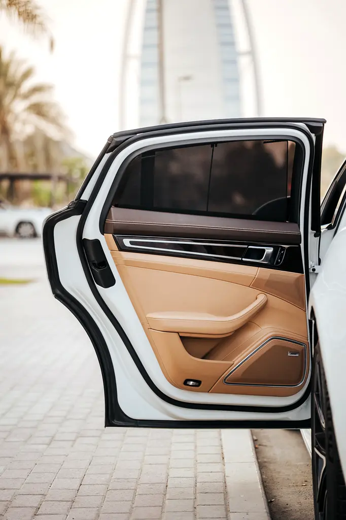 PORSCHE Panamera Turbo 2017