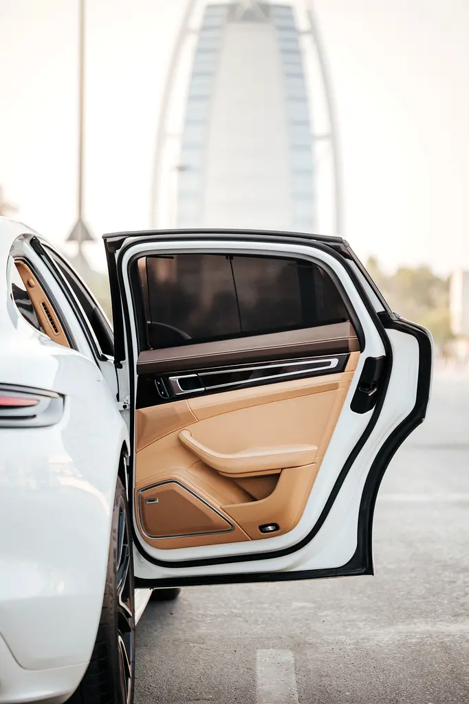 PORSCHE Panamera Turbo 2017 - photo 3 - Import Émirats | International Cars