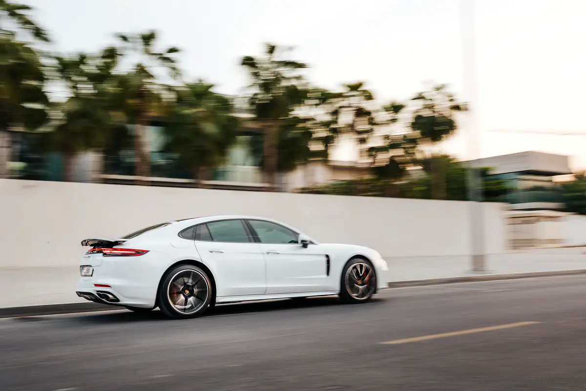 PORSCHE Panamera Turbo 2017 - photo 5 - Import Émirats | International Cars