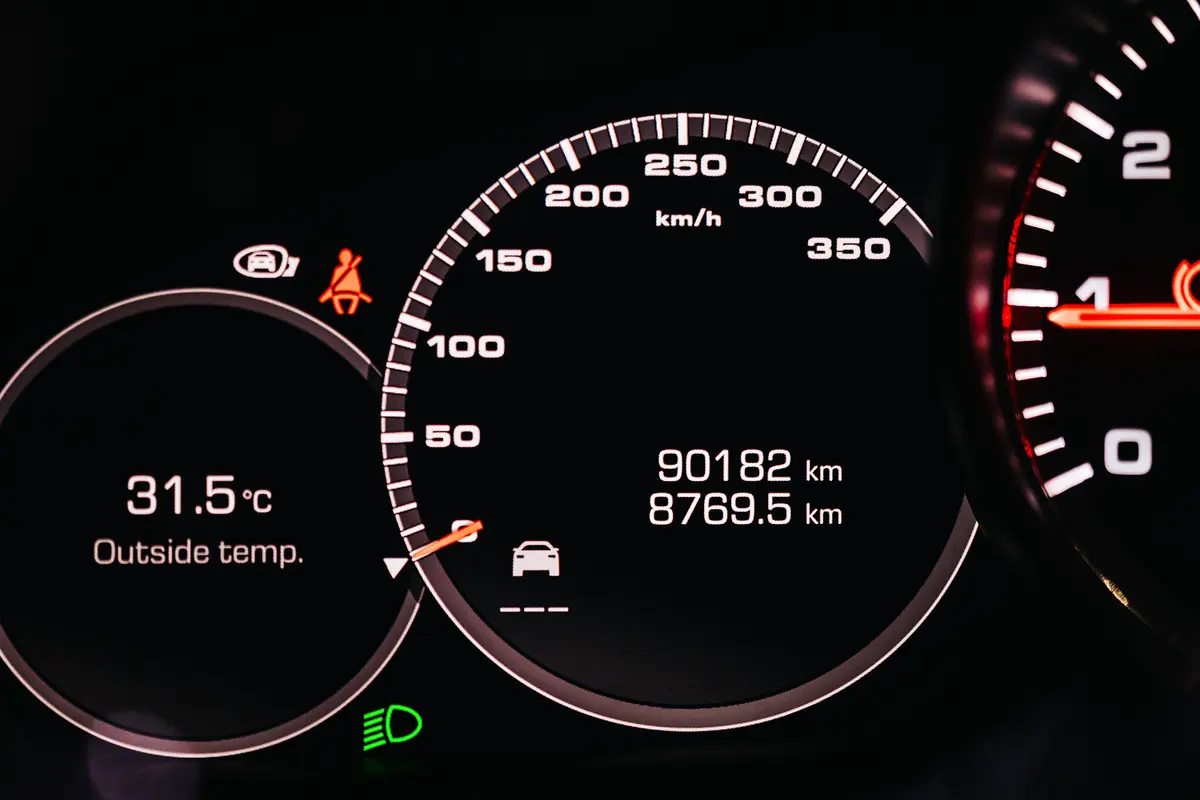 PORSCHE Panamera Turbo 2017 - photo 9 - Import Émirats | International Cars