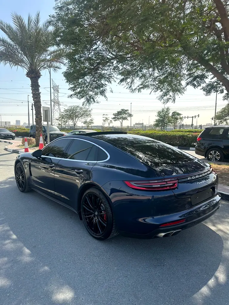 PORSCHE Panamera Turbo 2017 - photo 2 - Import Émirats | International Cars