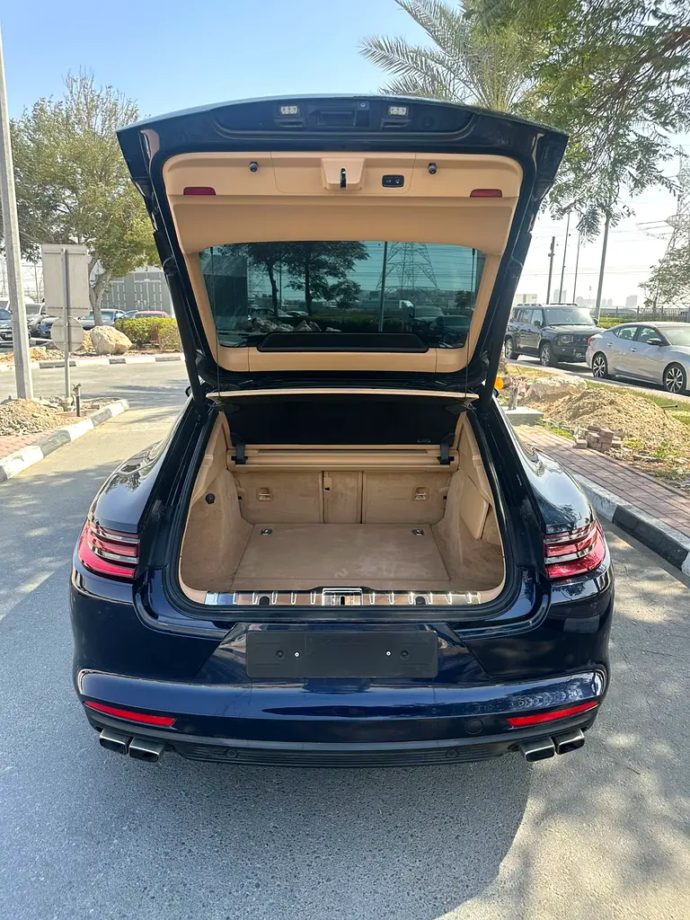 PORSCHE Panamera Turbo 2017 - photo 7 - Import Émirats | International Cars