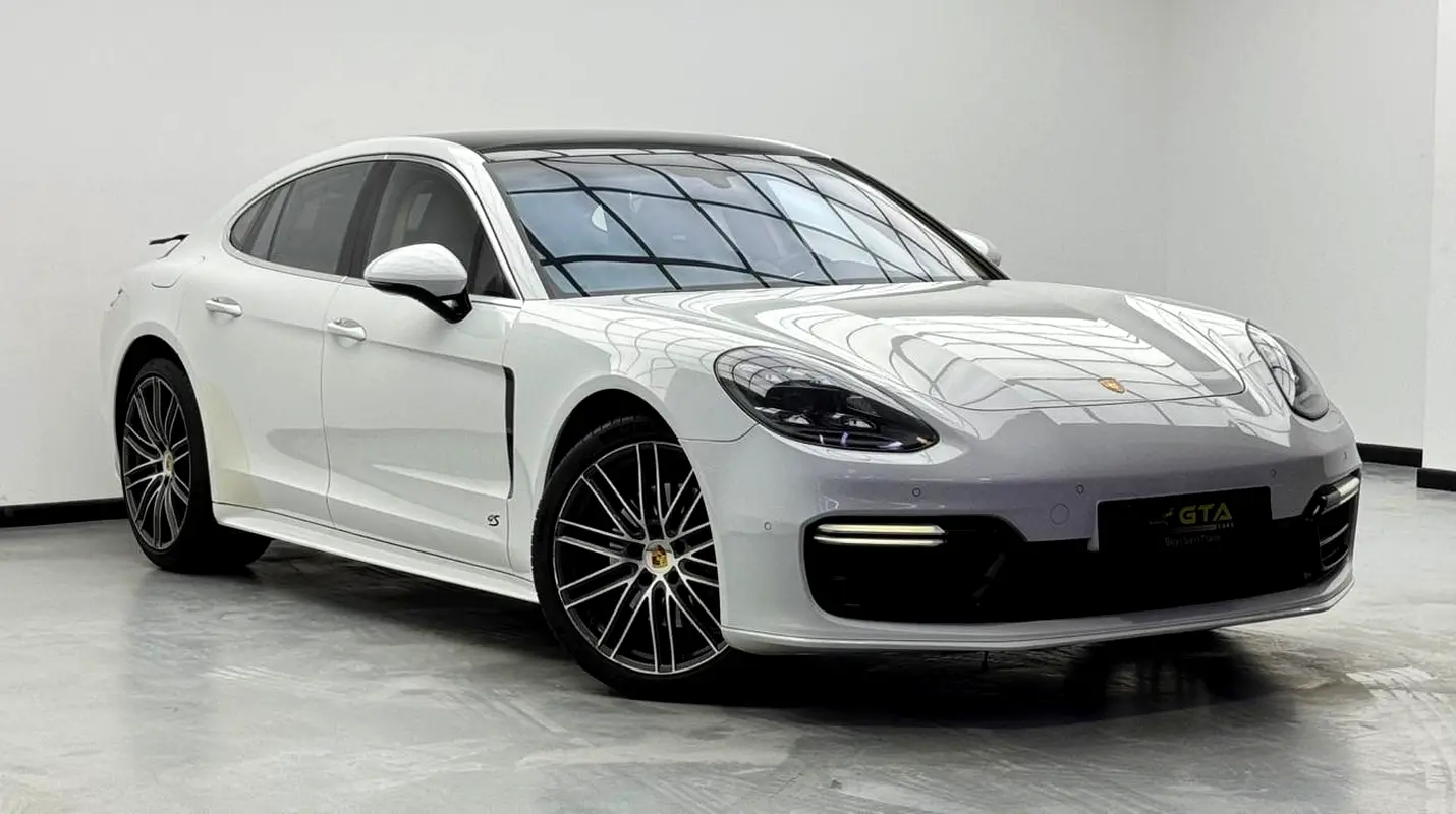 PORSCHE Panamera 4S 2018 - photo 3 - Import Émirats | International Cars