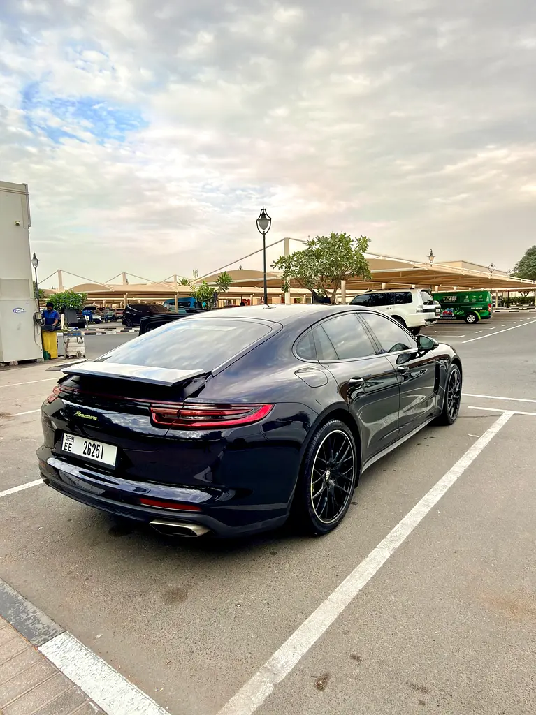 PORSCHE Panamera Standard 2017 - photo 7 - Import Émirats | International Cars