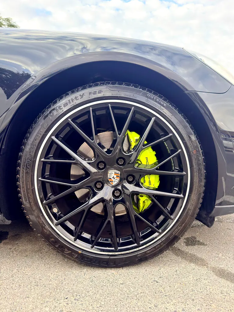 PORSCHE Panamera Standard 2017 - photo 8 - Import Émirats | International Cars