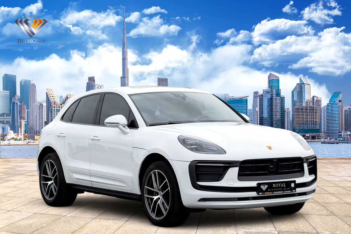 PORSCHE Macan Standard 2023 - photo 2 - Import Émirats | International Cars