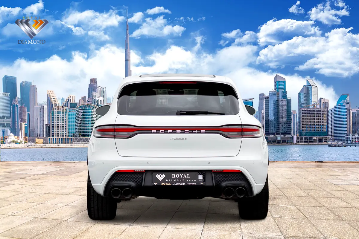 PORSCHE Macan Standard 2023 - photo 4 - Import Émirats | International Cars