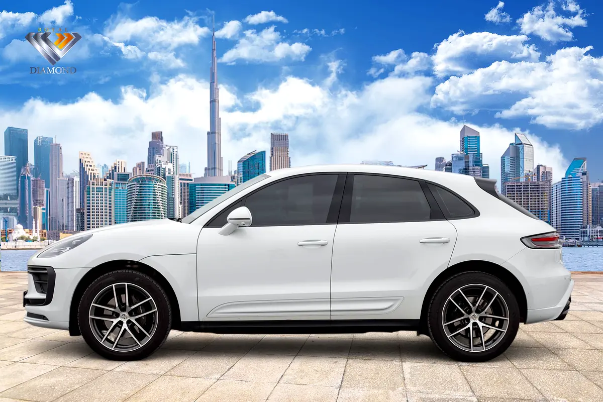 PORSCHE Macan Standard 2023 - photo 6 - Import Émirats | International Cars
