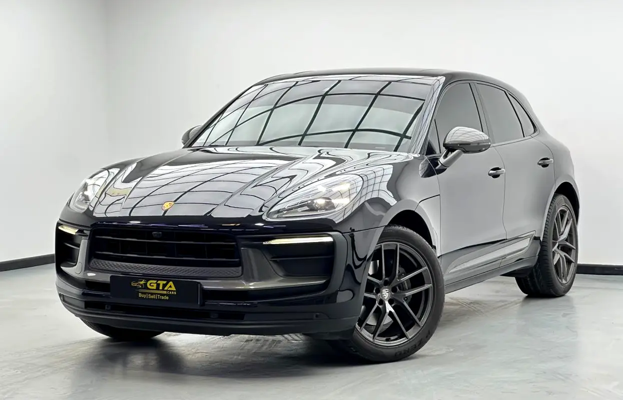 PORSCHE Macan T 2023