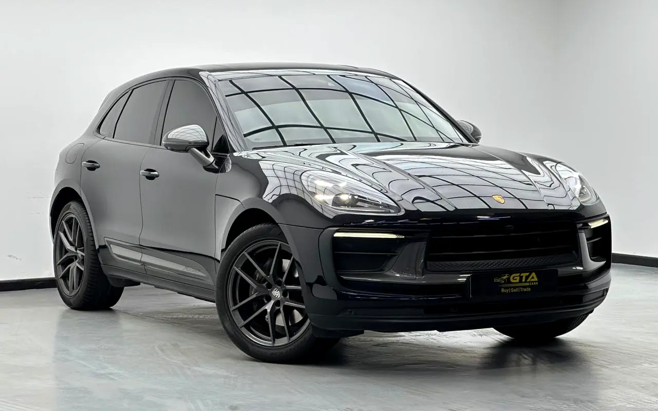 PORSCHE Macan T 2023 - photo 3 - Import Émirats | International Cars