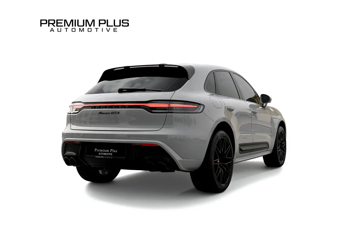 PORSCHE Macan GTS 2023 - photo 6 - Import Émirats | International Cars