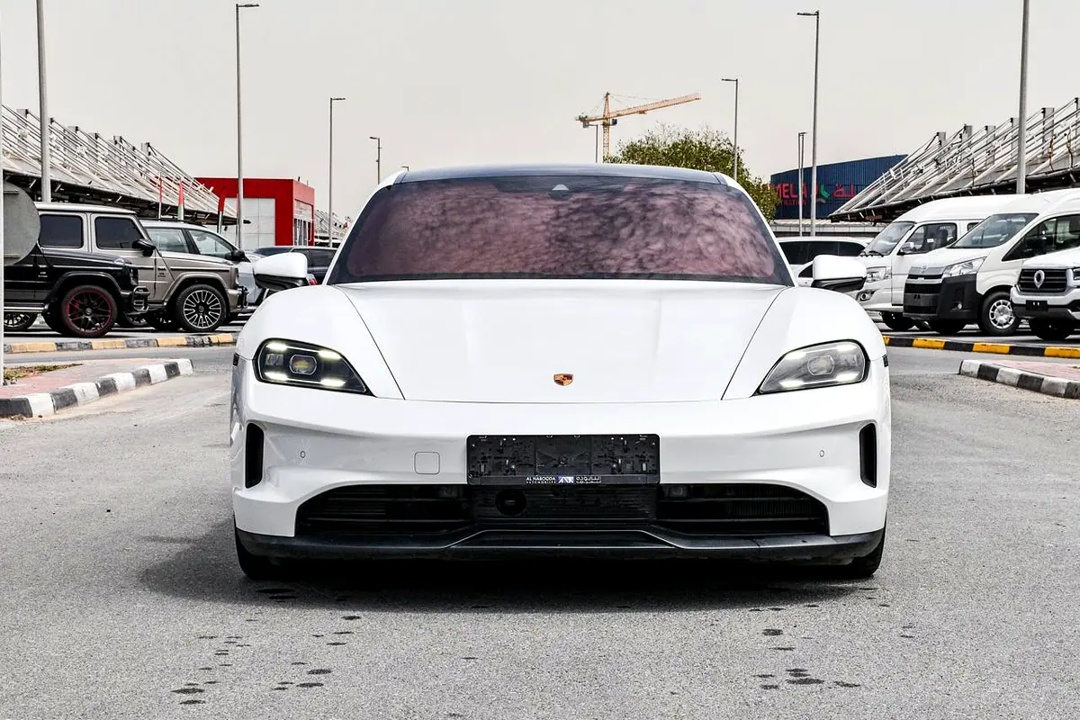 PORSCHE Taycan 4S 2025 - photo 2 - Import Émirats | International Cars