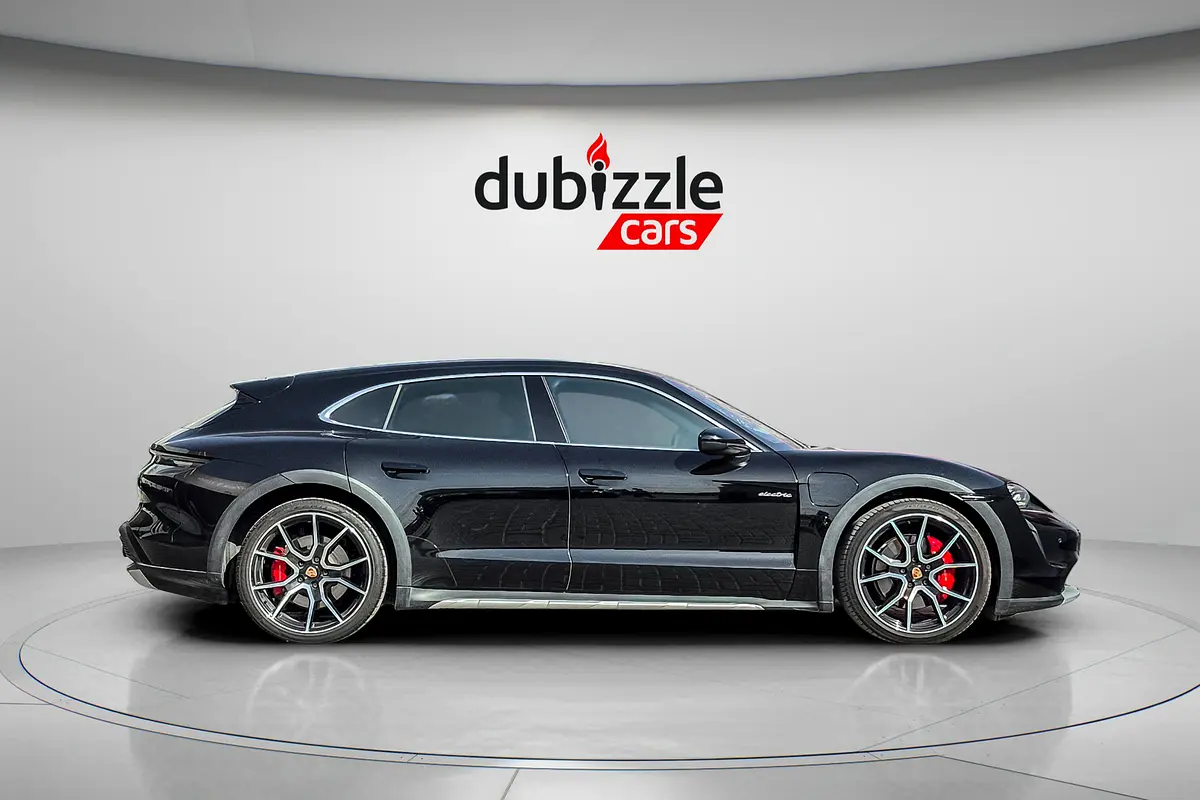 PORSCHE Taycan 4 Cross Turismo 2022 - photo 4 - Import Émirats | International Cars