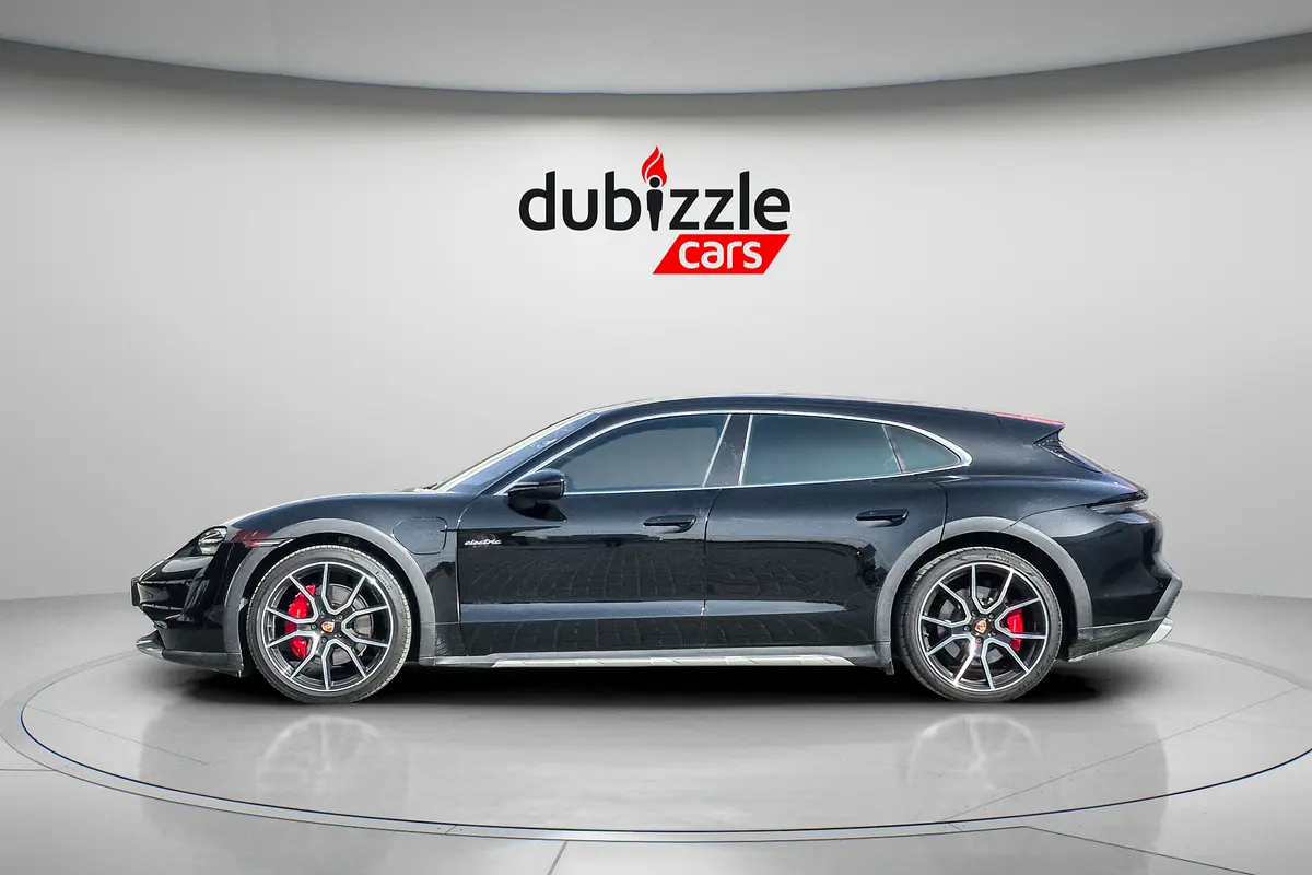 PORSCHE Taycan 4 Cross Turismo 2022 - photo 5 - Import Émirats | International Cars