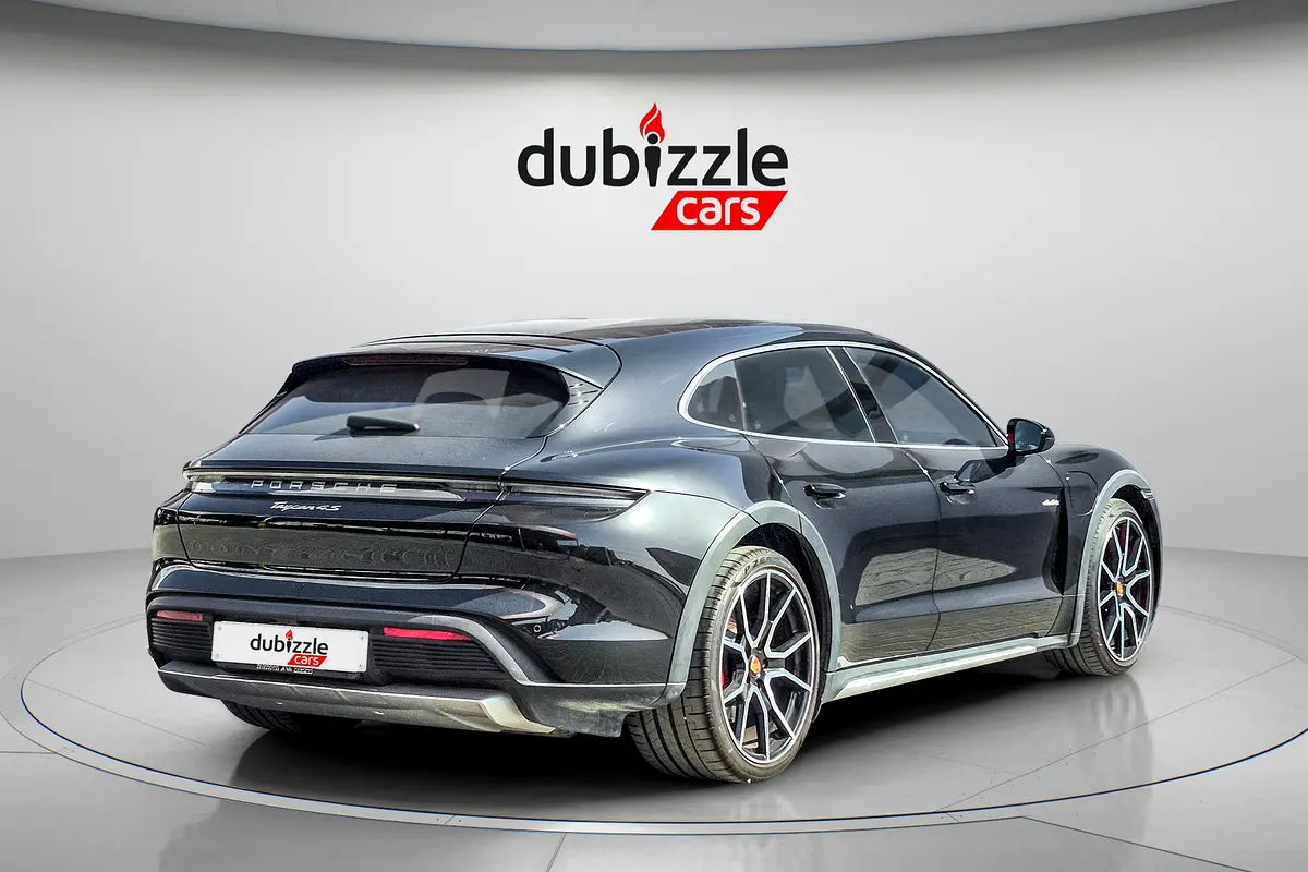 PORSCHE Taycan 4 Cross Turismo 2022 - photo 6 - Import Émirats | International Cars