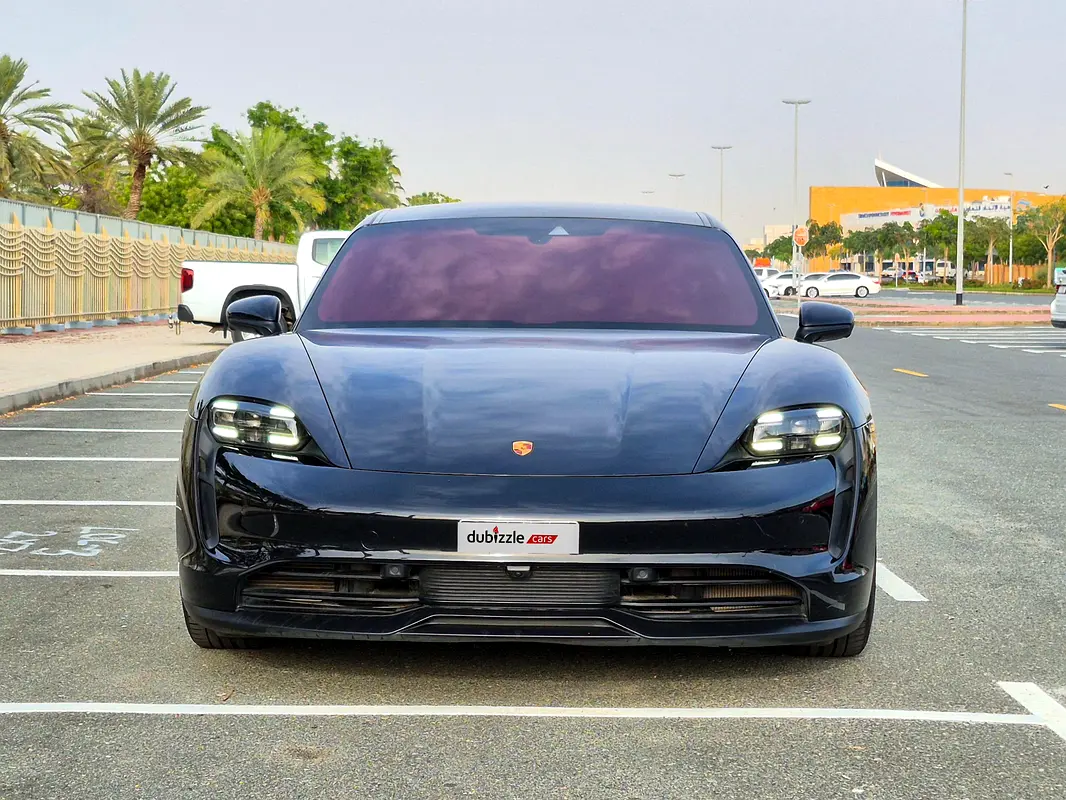 PORSCHE Taycan Standard 2023 - photo 2 - Import Émirats | International Cars