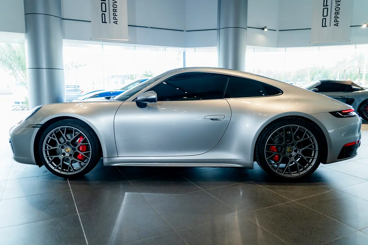 PORSCHE Carrera / 911 Carrera 4S 2020 - photo 4 - Import Émirats | International Cars