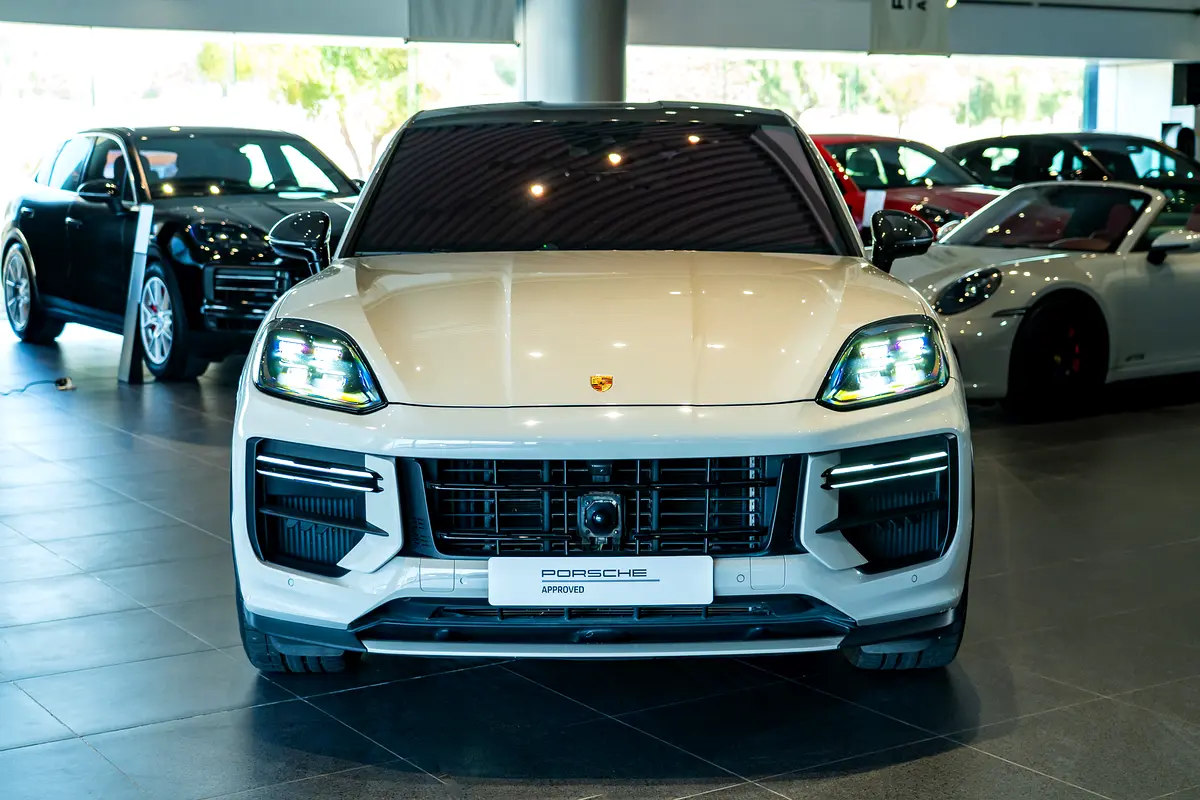 PORSCHE Cayenne Turbo GT 2024 - photo 7 - Import Émirats | International Cars
