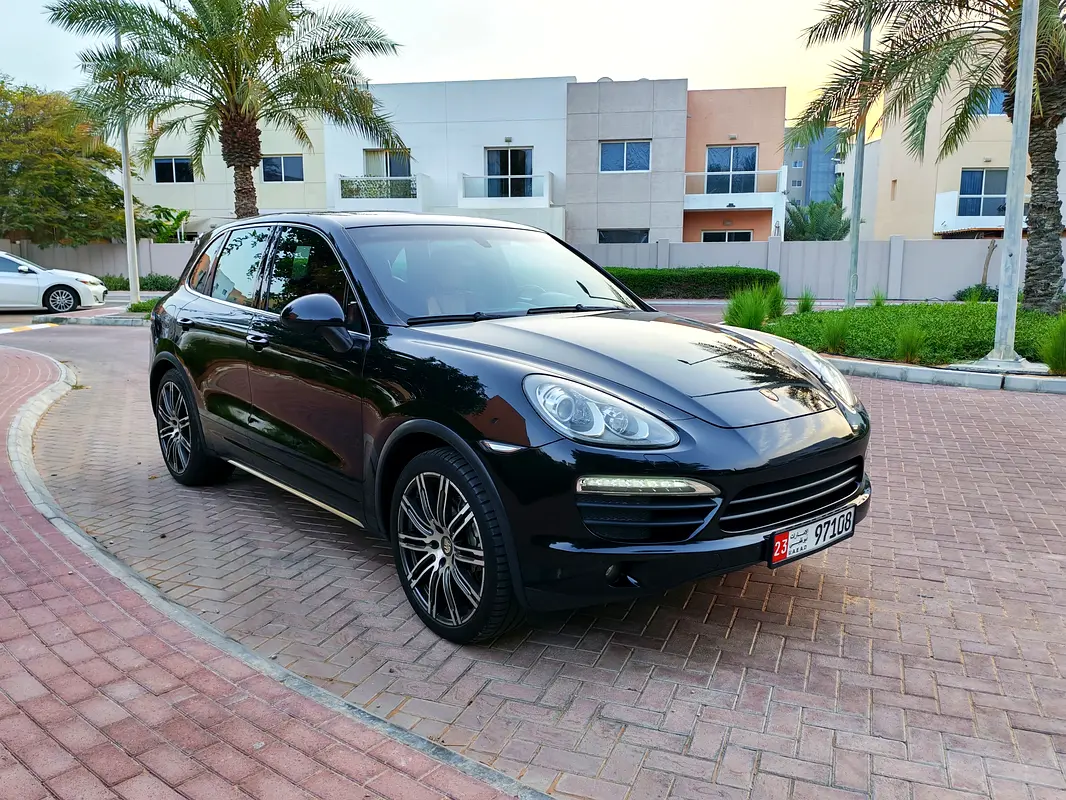 PORSCHE Cayenne S 2014 - photo 3 - Import Émirats | International Cars