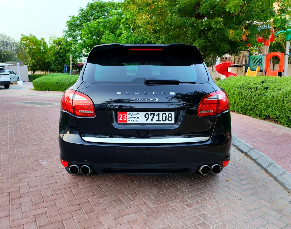 PORSCHE Cayenne S 2014 - photo 6 - Import Émirats | International Cars