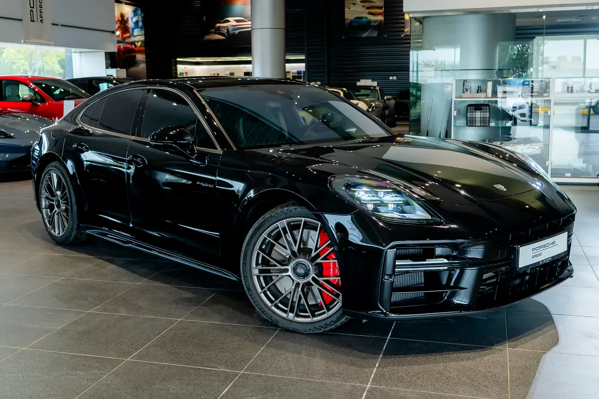 PORSCHE Panamera Turbo 2024 - photo 5 - Import Émirats | International Cars