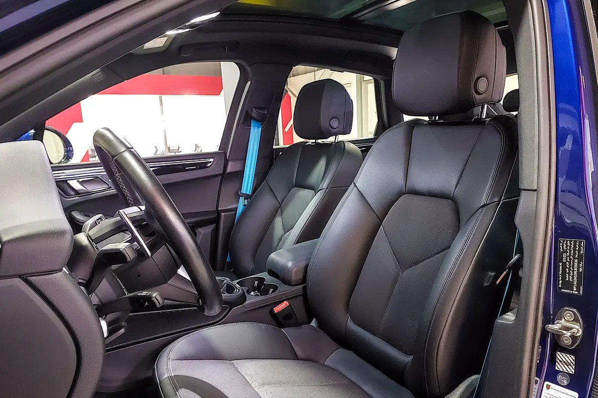 PORSCHE Macan S 2024 - photo 11 - Import Émirats | International Cars