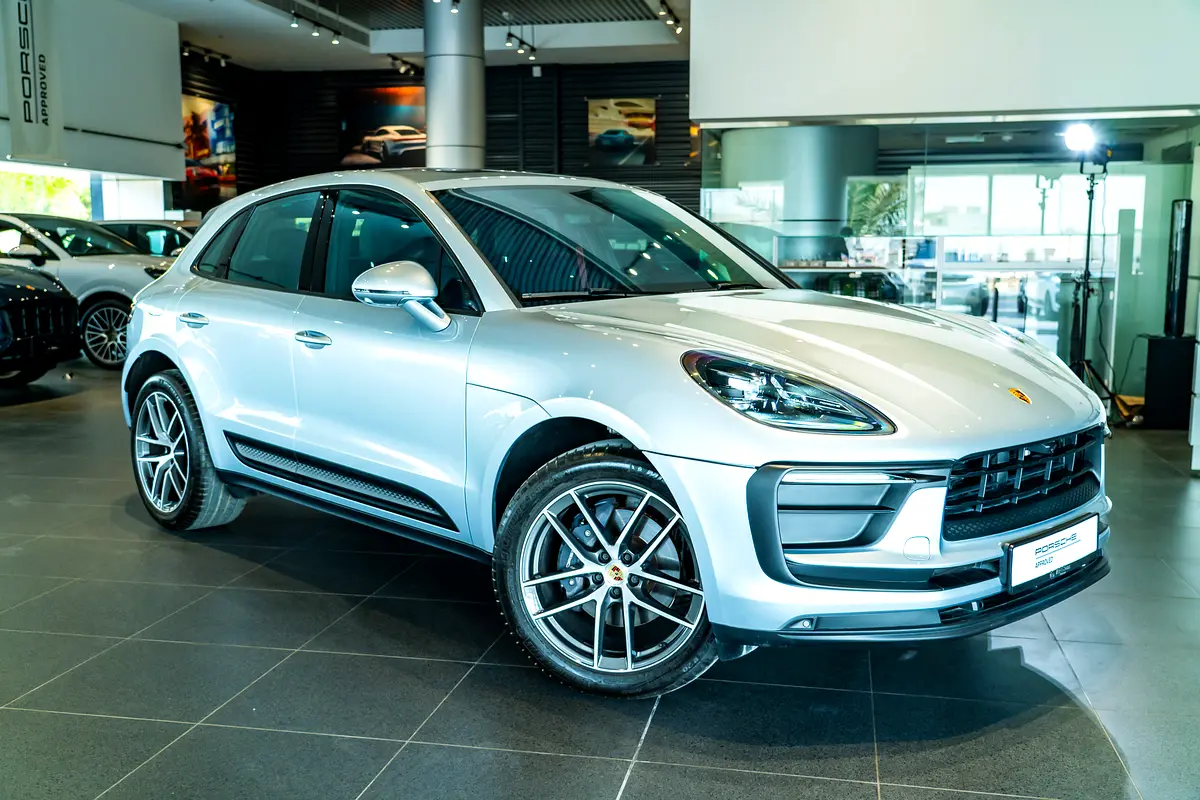 PORSCHE Macan Standard 2024 - photo 5 - Import Émirats | International Cars