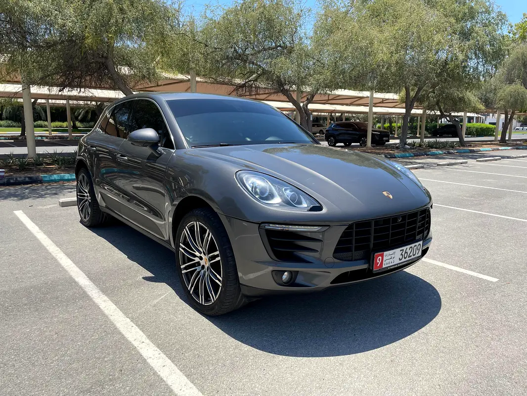 PORSCHE Macan S 2016