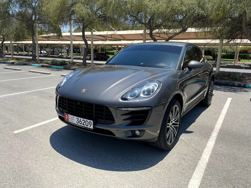 PORSCHE Macan S 2016 - photo 2 - Import Émirats | International Cars