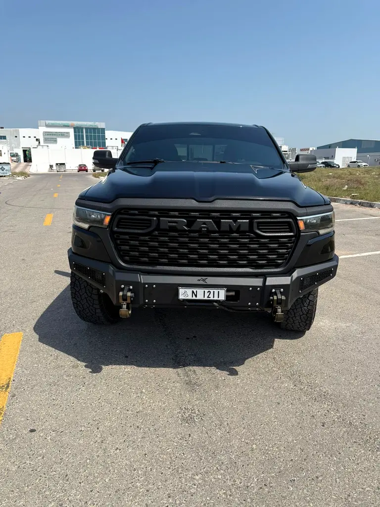 RAM 1500 Big Horn Regular Cab 2025 - photo 12 - Import Émirats | International Cars